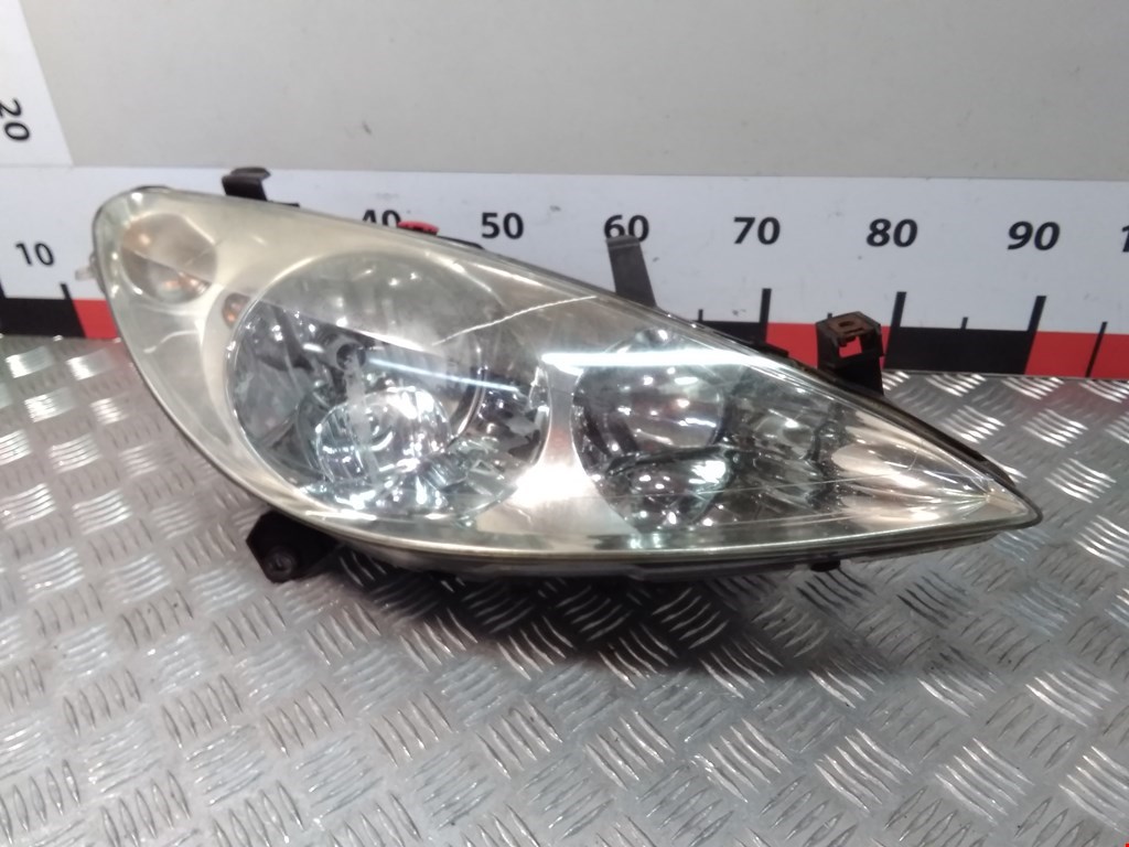 

Фара передняя правая Peugeot 307, 307