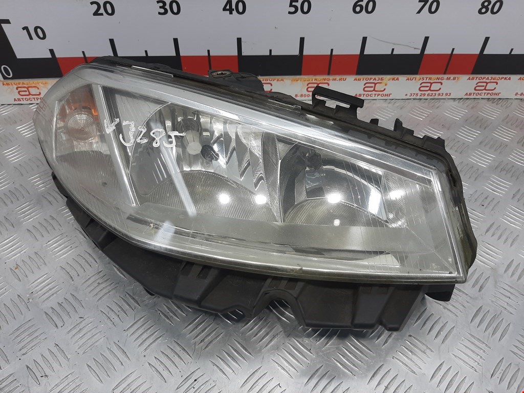 

Фара передняя правая Renault Megane 2, Megane 2