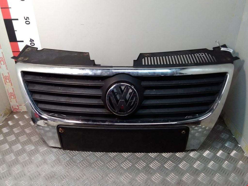 

Решетка радиатора Volkswagen Passat 6, Passat 6