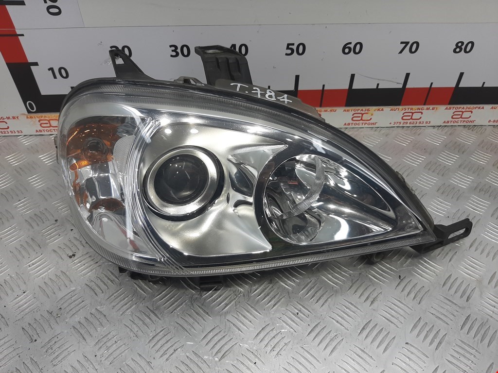 

Фара передняя правая Mercedes W163 (ML Class), W163 (ML Class)