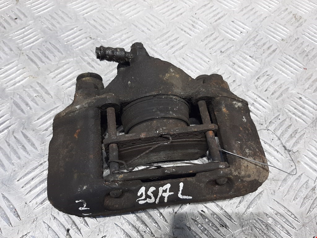 

Суппорт передний правый Mazda 323 BA, 323 BA