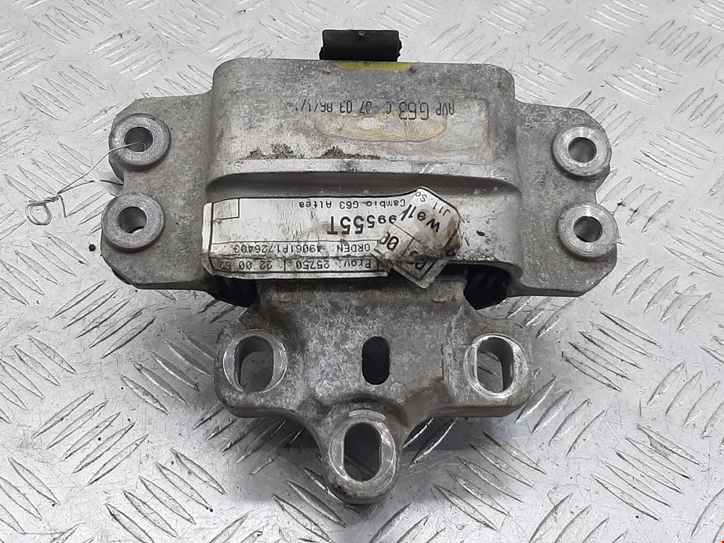

Подушка крепления КПП Seat Leon 2, Leon 2