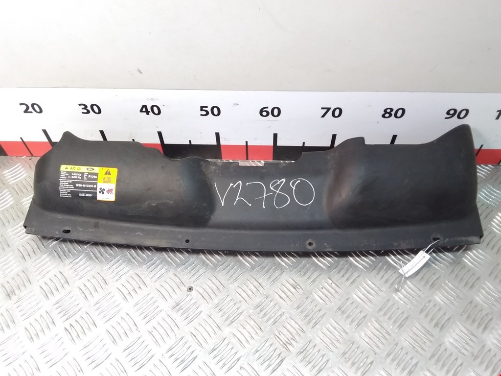 

Накладка декоративная (на рамку радиатора) Ford Focus 2, Focus 2