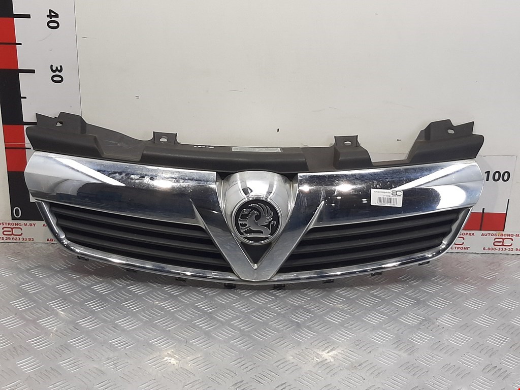 

Решетка радиатора Opel Zafira B, Zafira B