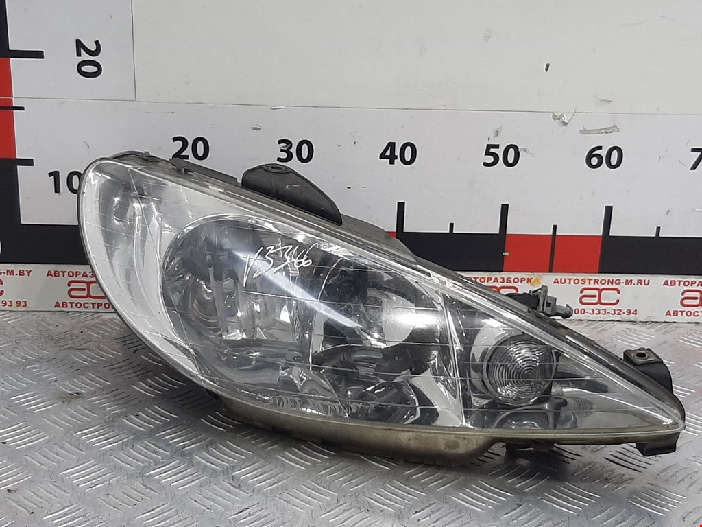 

Фара передняя правая Peugeot 206, 206