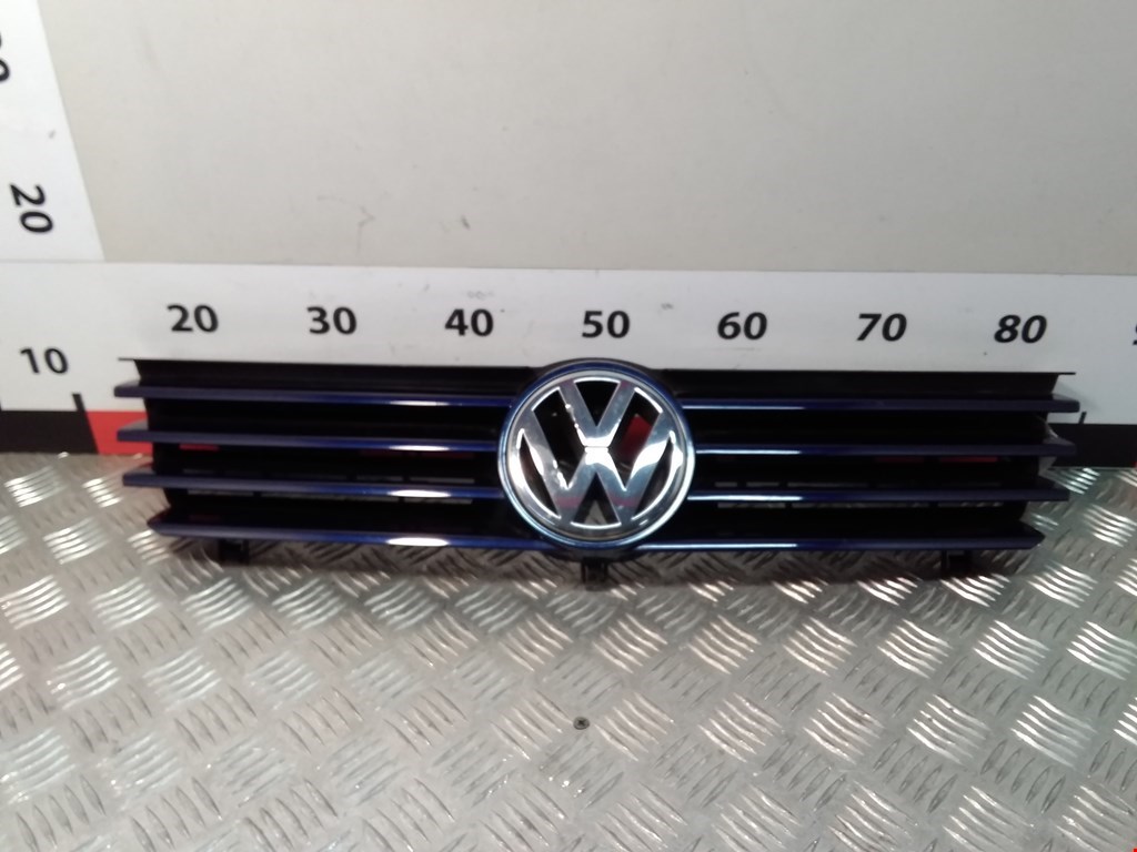 

Решетка радиатора Volkswagen Polo 4, Polo 4