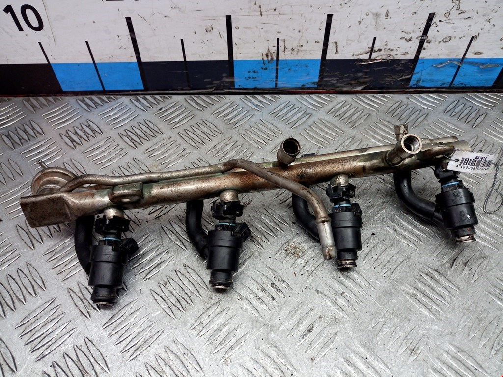 

Рампа топливная BMW 3 Series (E46), 3 Series (E46)