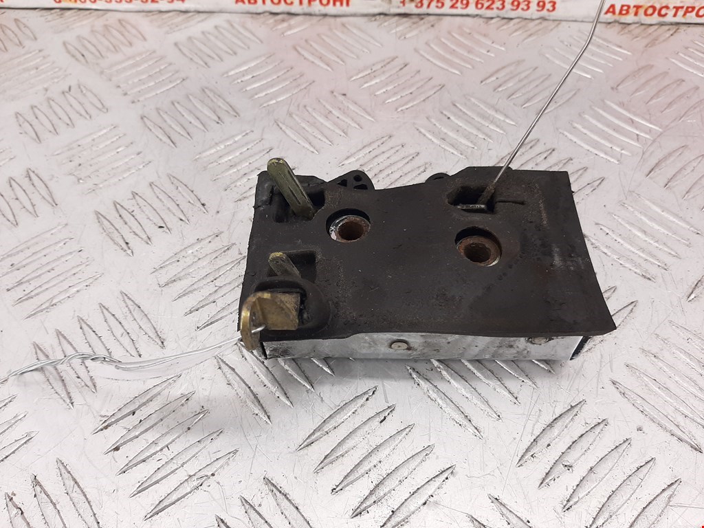 

Замок двери передней правой Audi 80 B4, 80 B4