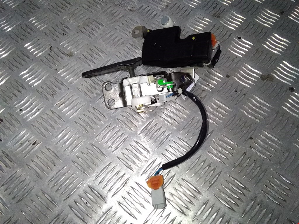 

Замок крышки (двери) багажника Honda CRV 2, CRV 2