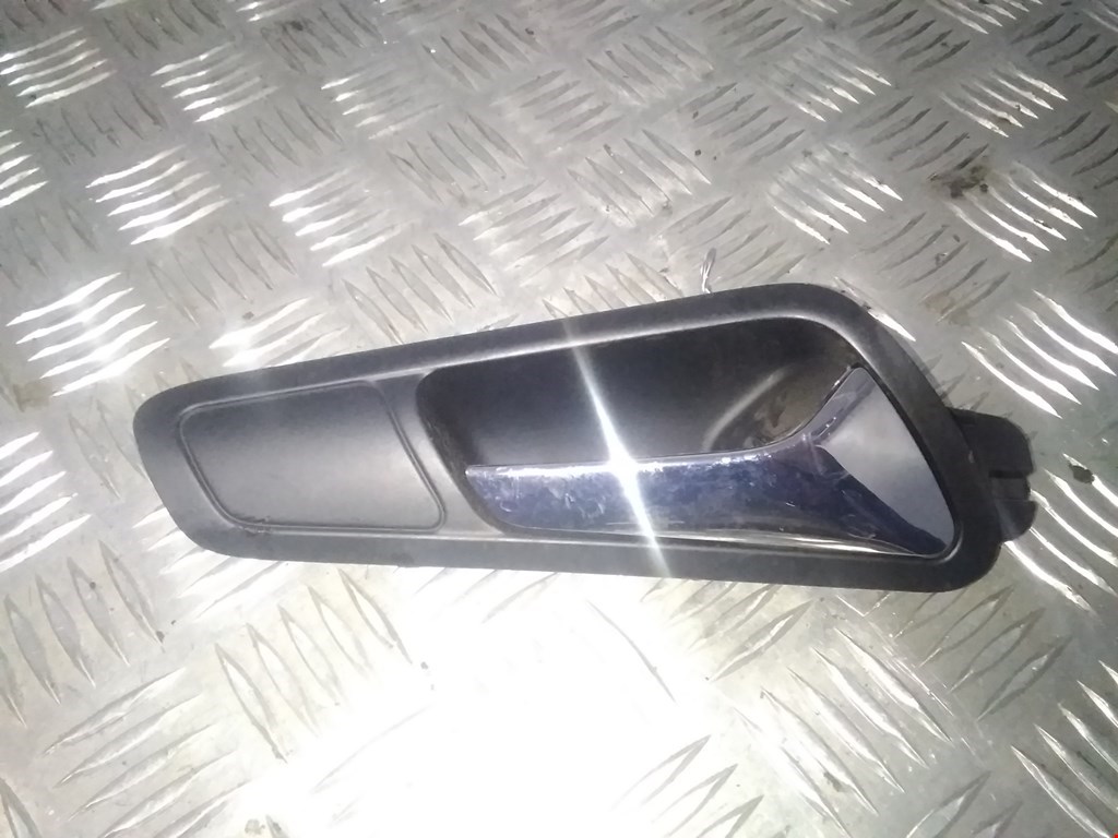 

Ручка двери внутренняя передняя правая Volkswagen Passat 6, Passat 6