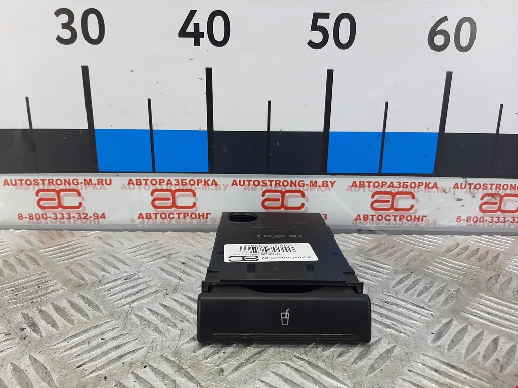 

Подстаканник Audi A6 C5, A6 C5