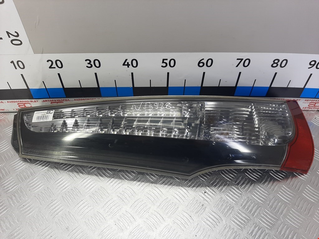 

Фонарь задний левый Mitsubishi Grandis, Grandis