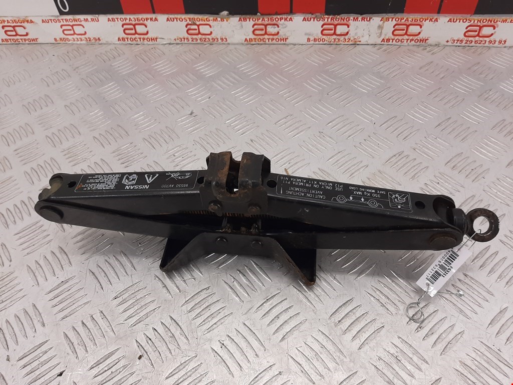 

Домкрат Nissan Almera N16, Almera N16