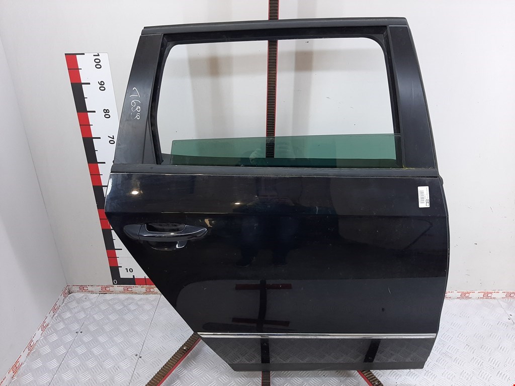 

Дверь задняя правая Volkswagen Passat 6, Passat 6