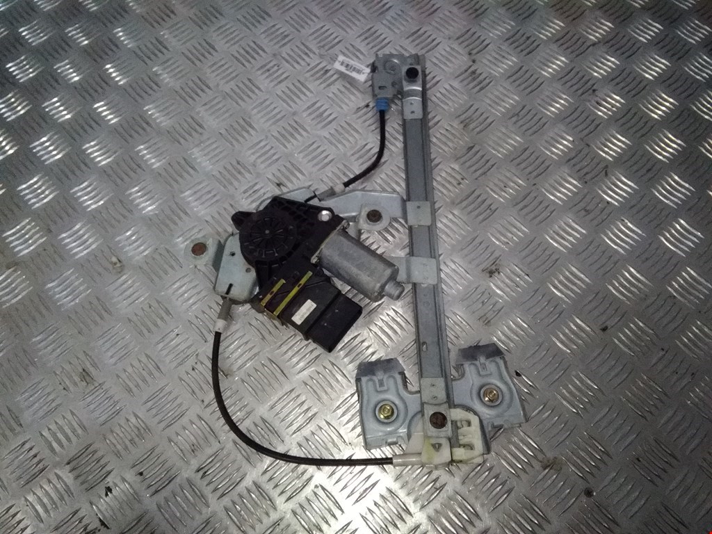 

Стеклоподъемник электрический двери задней правой Skoda Octavia 1U, Octavia 1U