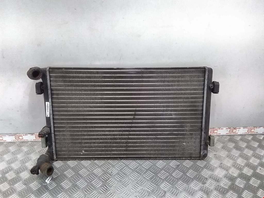 

Радиатор основной Volkswagen Golf 4, Golf 4