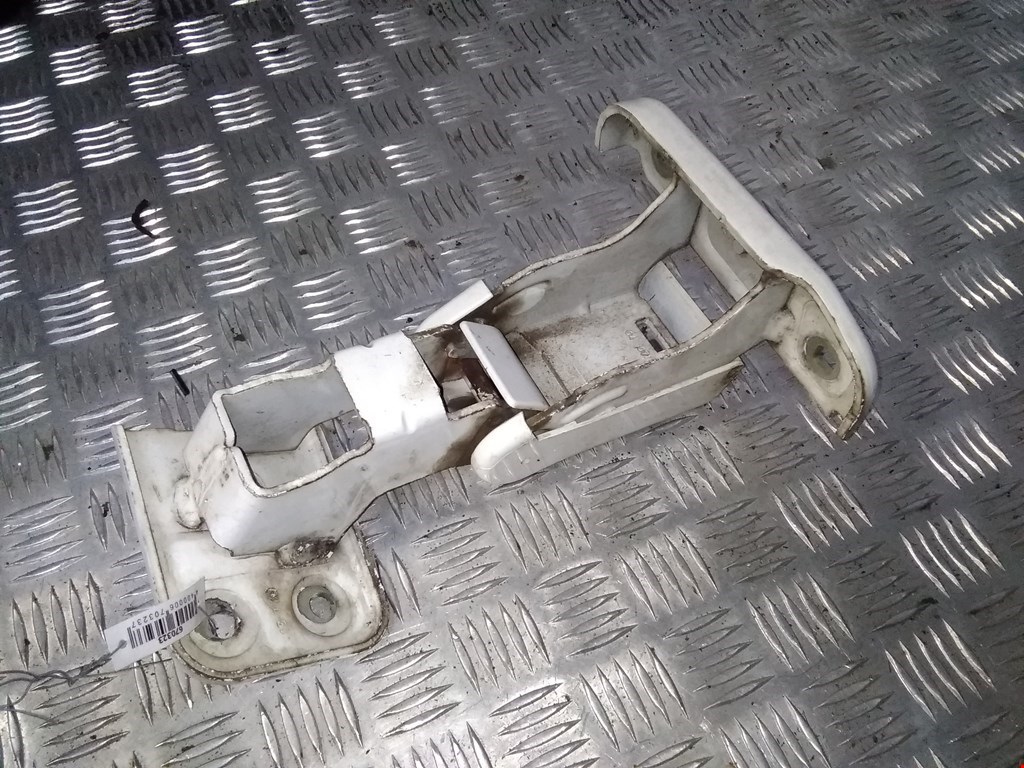 

Петля двери задней правой Citroen Jumpy (Dispatch) 2 (X), Jumpy (Dispatch) 2 (X)