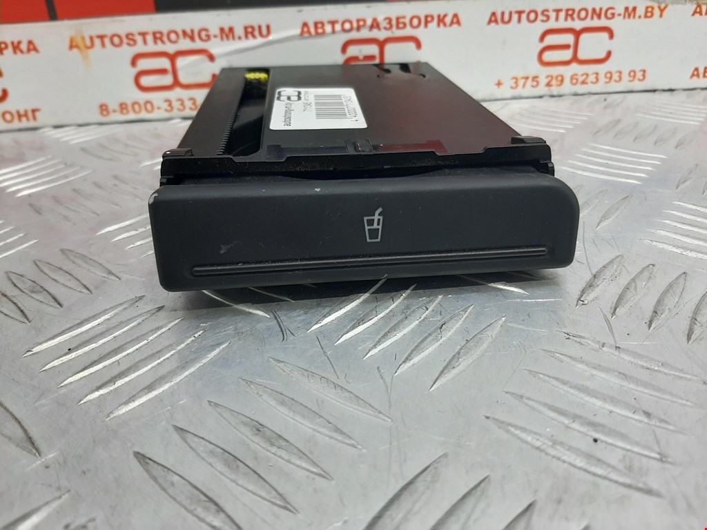 

Подстаканник Audi A4 B6, A4 B6