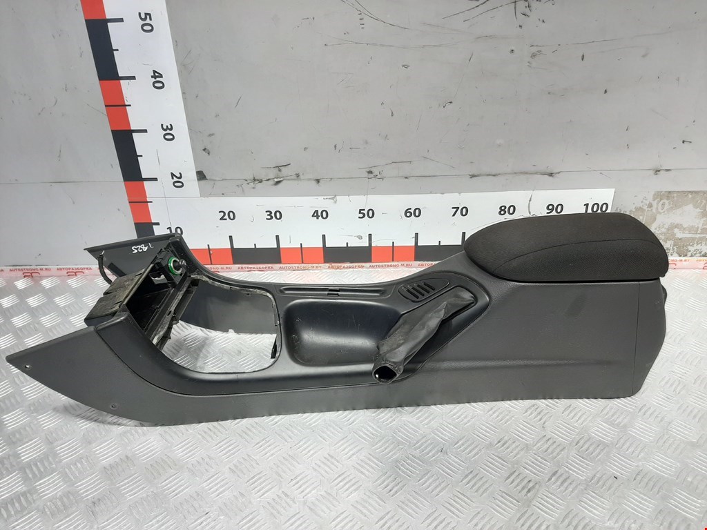 

Подлокотник Ford Mondeo 2, Mondeo 2