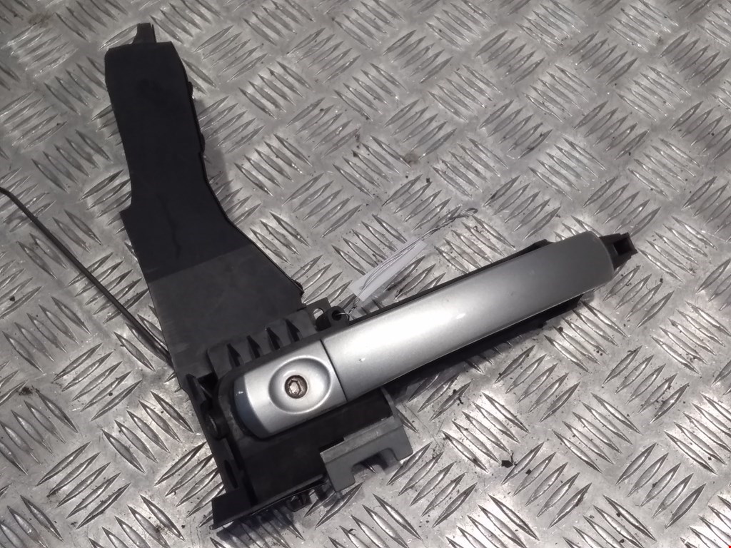 

Ручка двери наружная передняя левая Ford Mondeo 3, Mondeo 3