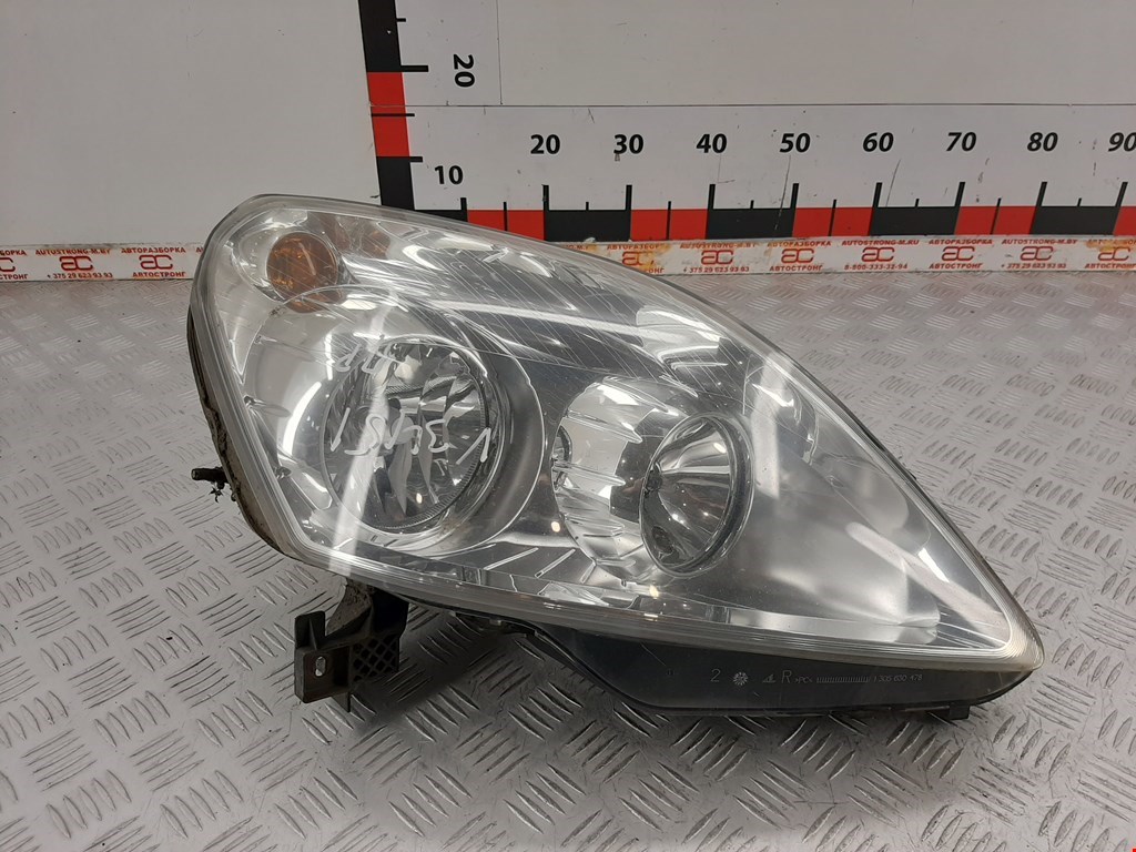 

Фара передняя правая Opel Zafira B, Zafira B