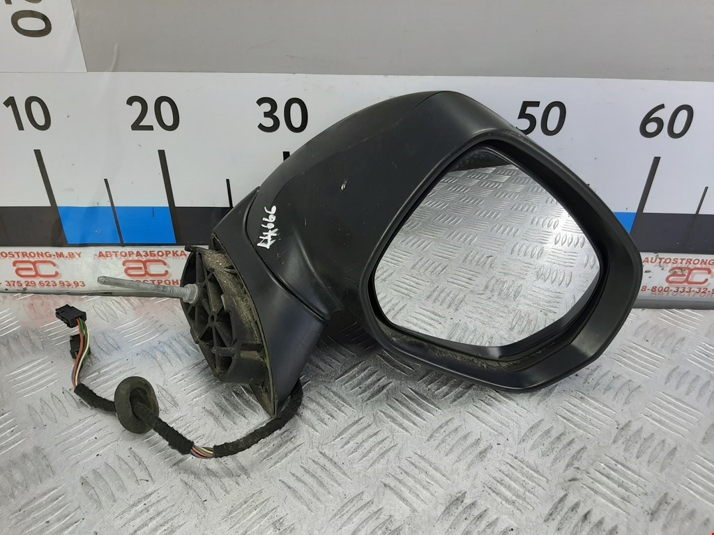 

Зеркало боковое правое Peugeot 5008, 5008