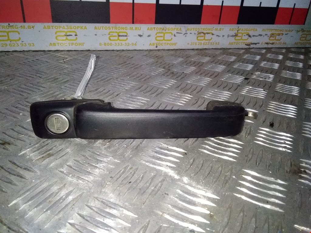 

Ручка двери наружная передняя левая Volkswagen Golf 3, Golf 3