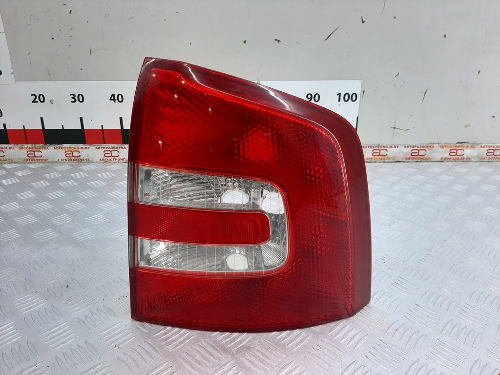 

Фонарь задний правый Skoda Octavia 1Z, Octavia 1Z