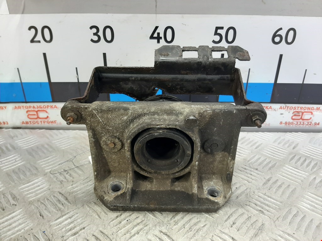 

Подушка крепления КПП Renault Master 2, Master 2