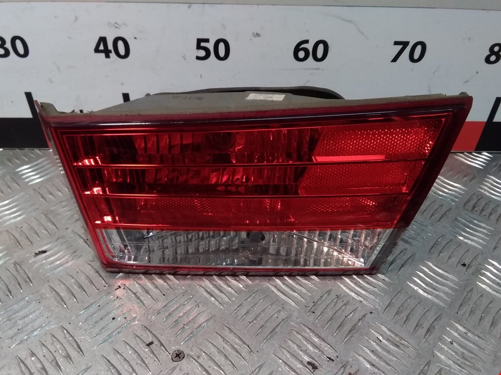 

Фонарь крышки багажника правый Hyundai Sonata 5, Sonata 5