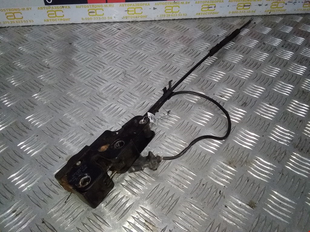 

Замок капота Volkswagen Passat 6, Passat 6
