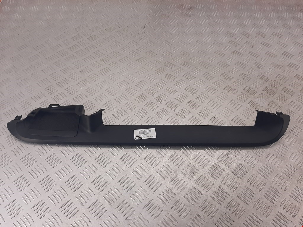 

Накладка декоративная на торпедо Renault Scenic 2, Scenic 2