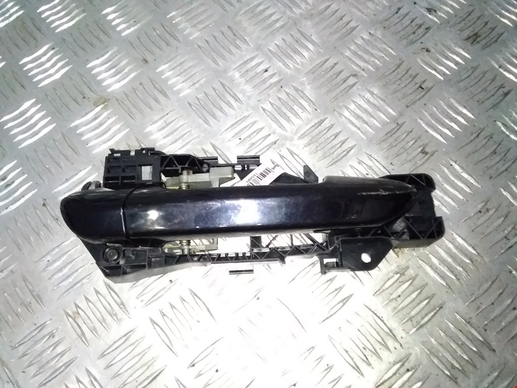 

Ручка двери наружная задняя правая Volkswagen Passat 6, Passat 6