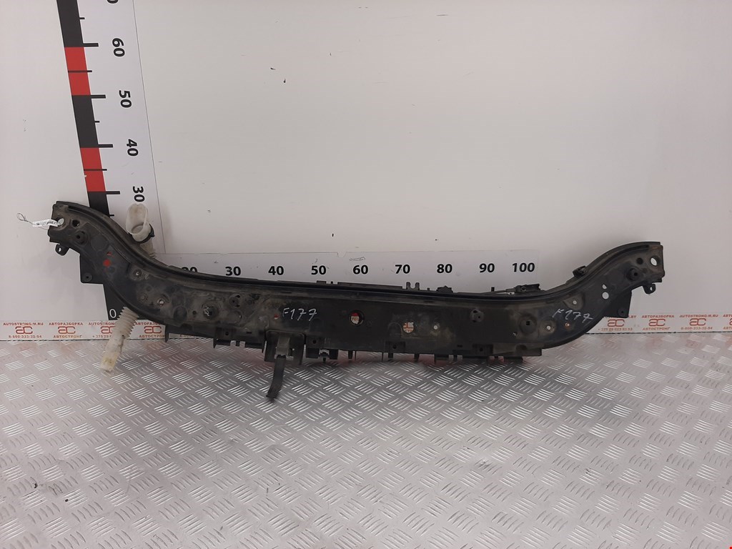 

Рамка капота Renault Megane 2, Megane 2