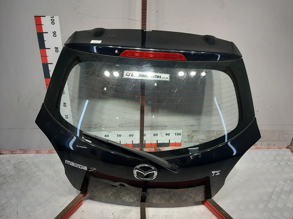 

Крышка (дверь) багажника Mazda 2 DE, 2 DE