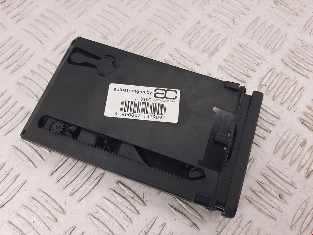 

Подстаканник Audi A4 B7, A4 B7