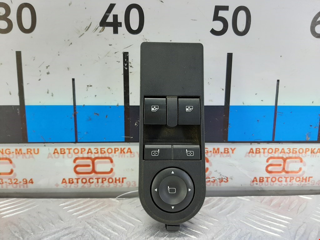 

Блок управления стеклоподъемниками Opel Zafira B, Zafira B