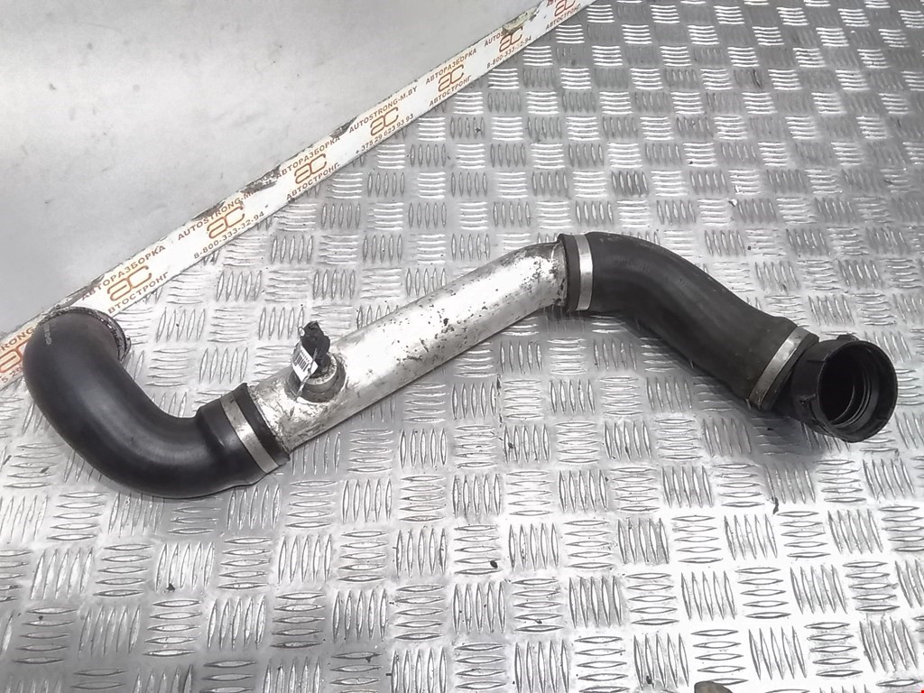 

Патрубок интеркулера BMW X3 (E83), X3 (E83)