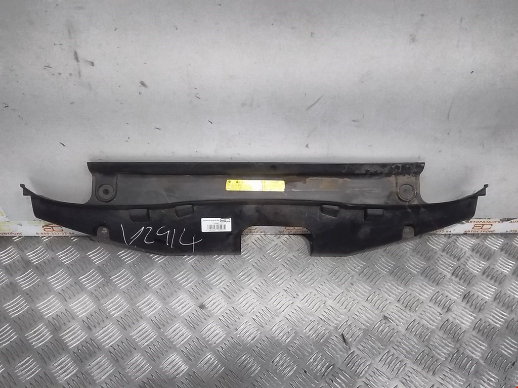 

Накладка декоративная (на рамку радиатора) Nissan Primera P12, Primera P12
