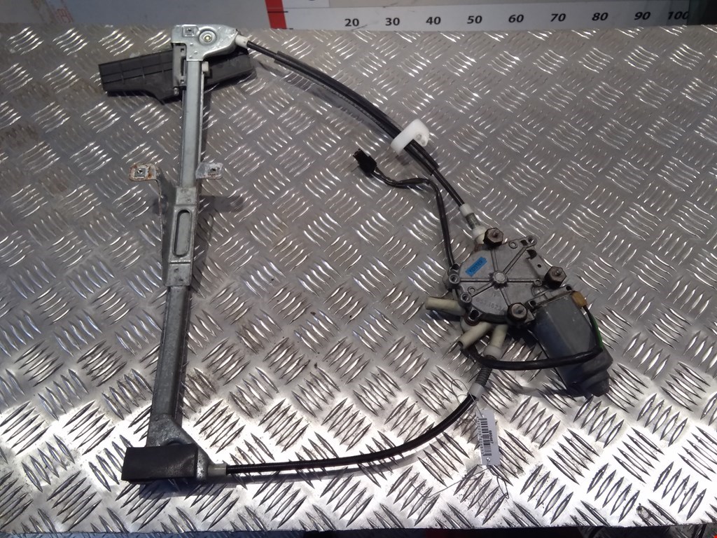

Стеклоподъемник электрический двери передней левой Audi 80 B4, 80 B4