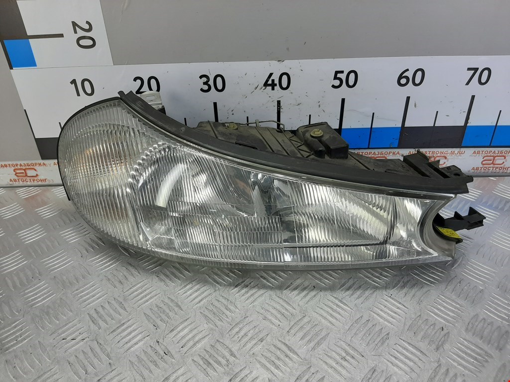 

Фара передняя правая Ford Mondeo 2, Mondeo 2