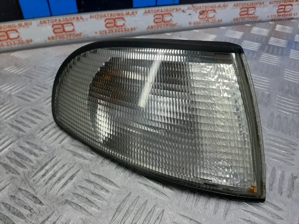 

Поворотник правый Audi A4 B5, A4 B5