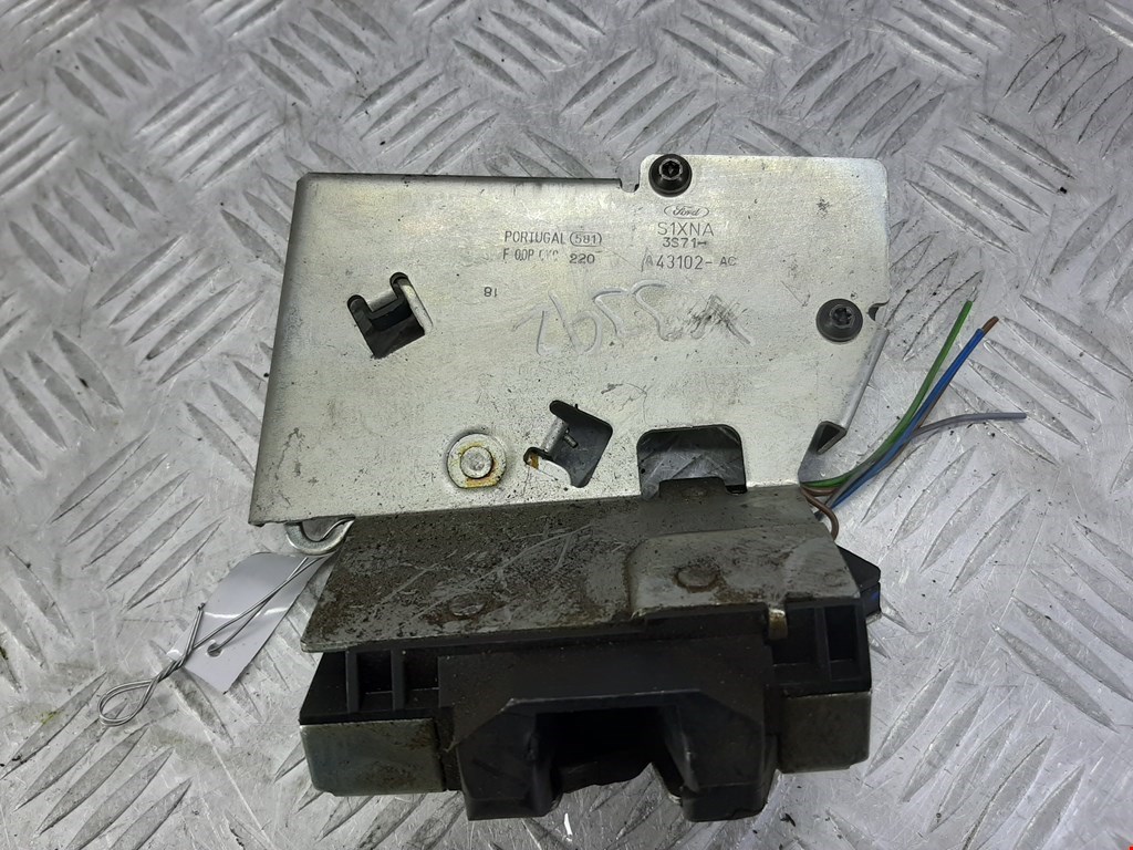 

Замок крышки (двери) багажника Ford Mondeo 3, Mondeo 3