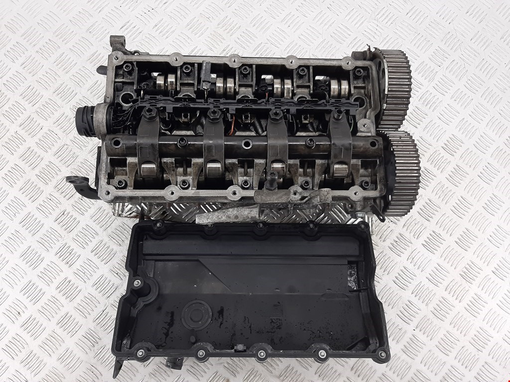 

Головка блока цилиндров (ГБЦ) Audi A4 B7, A4 B7