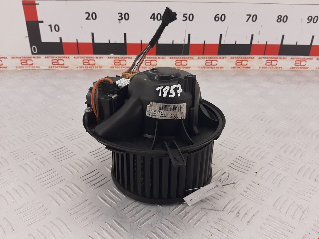 

Моторчик (двигатель) печки Seat Leon 2, Leon 2