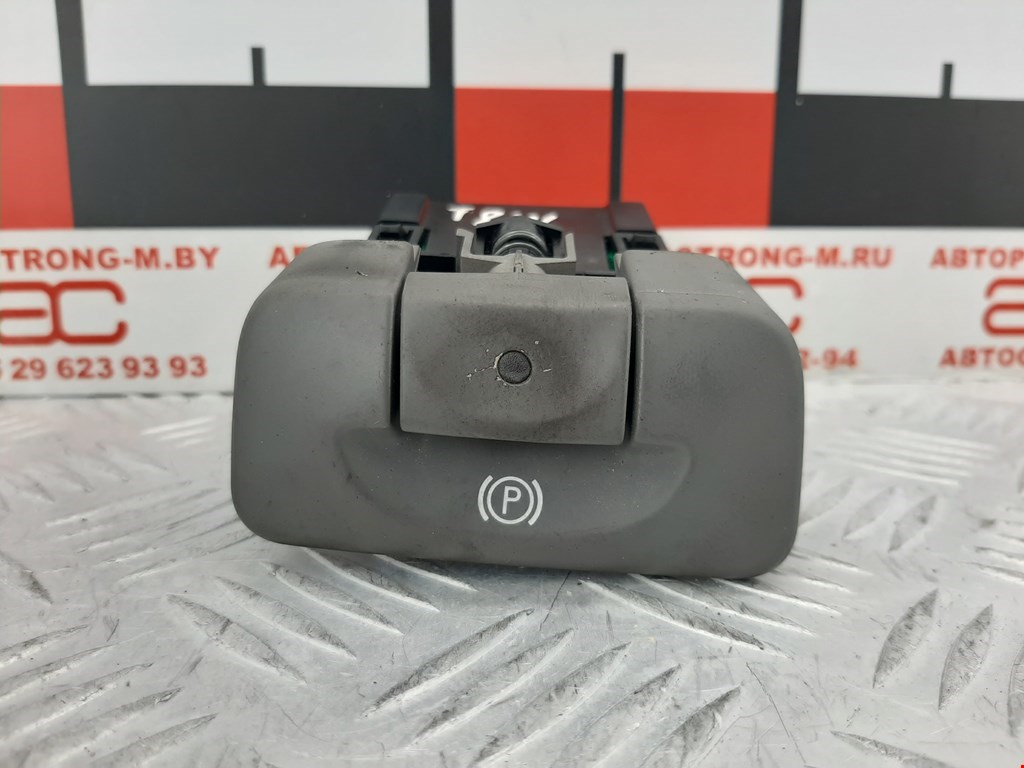 

Кнопка ручника (стояночного тормоза) Renault Scenic 2, Scenic 2