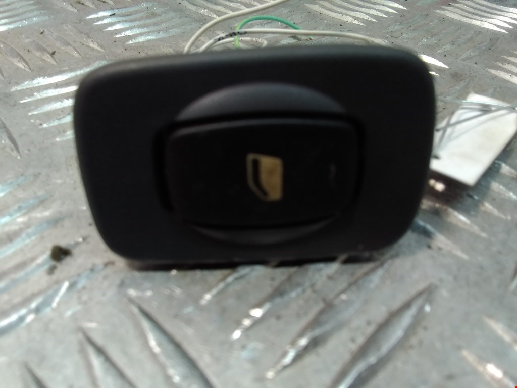 

Кнопка стеклоподъемника Citroen C5 1, C5 1