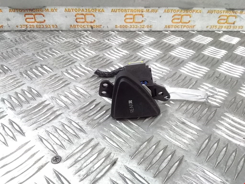 

Блок кнопок Mitsubishi Grandis, Grandis