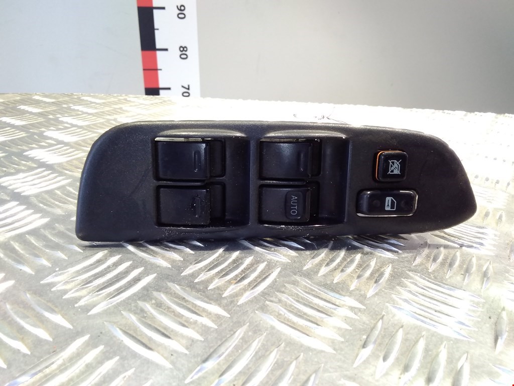

Блок управления стеклоподъемниками Toyota Rav4 2, Rav4 2
