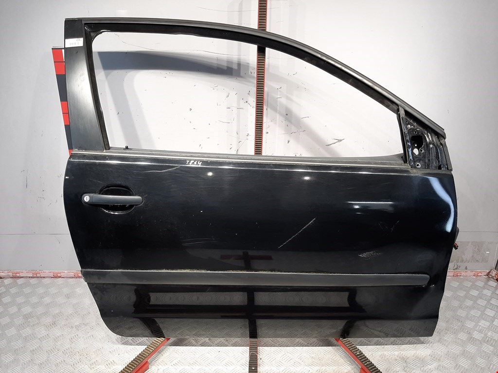 

Дверь передняя правая Volkswagen Polo 4, Polo 4